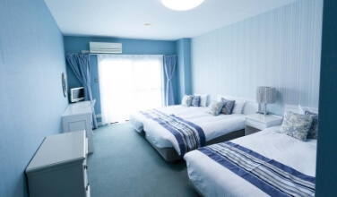 MAIN BIRUDHING FAMILY TRIPLE ROOM